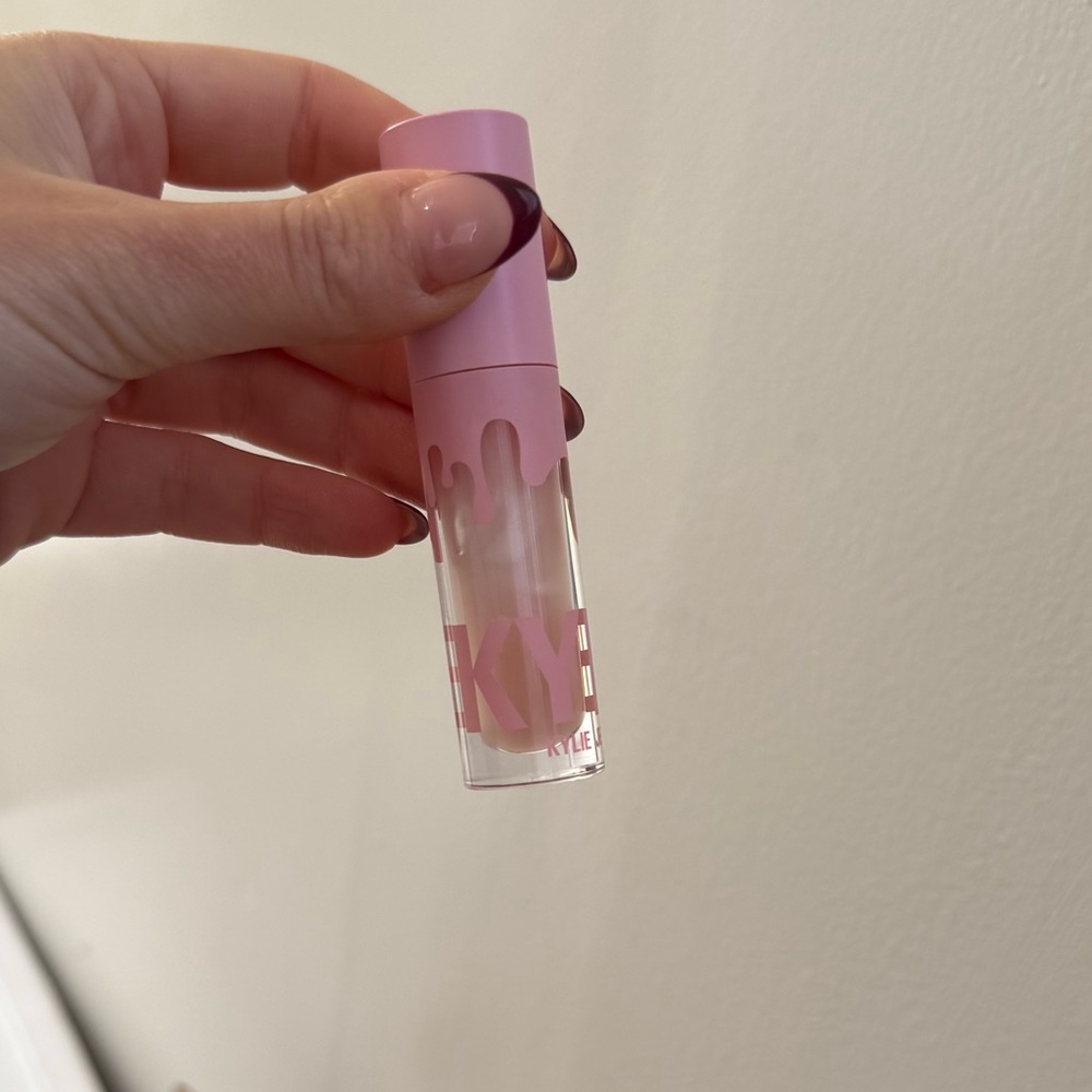 kylie jenner high gloss 317 klear
